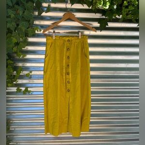 Mustard Yellow MIDI Skirt with Pockets 💛🌻